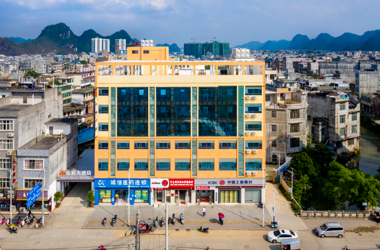 Exterior & Views