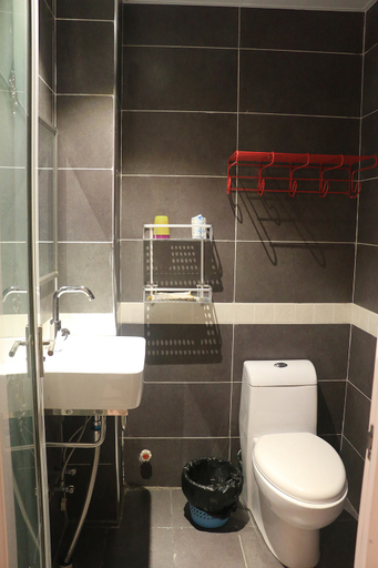 Bathroom, Yangshuo Lazy People's Hall Inn (West Street Lijiang Branch), Guilin