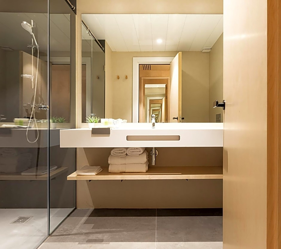 Bathroom 4, Raval House, Barcelona