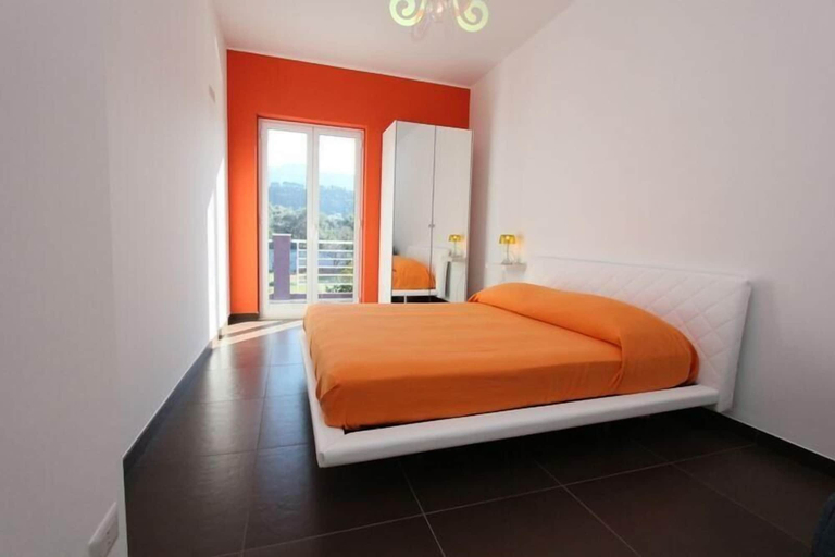 Bedroom 3, Selenite, Messina