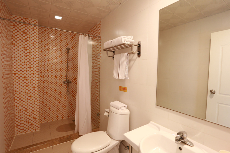Bathroom 2, Homeinn Hotel (Xi'an North Passenger Station University of Science and Technology), Xi'an