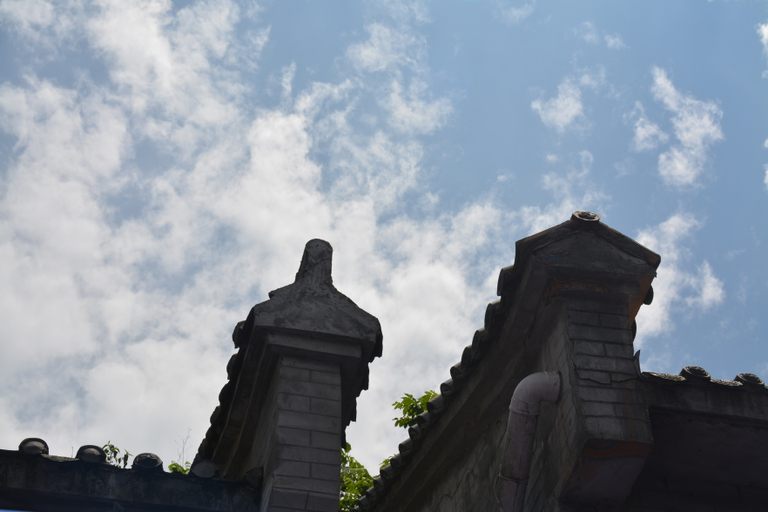 Others 5, You Jian Inn, Shiyan