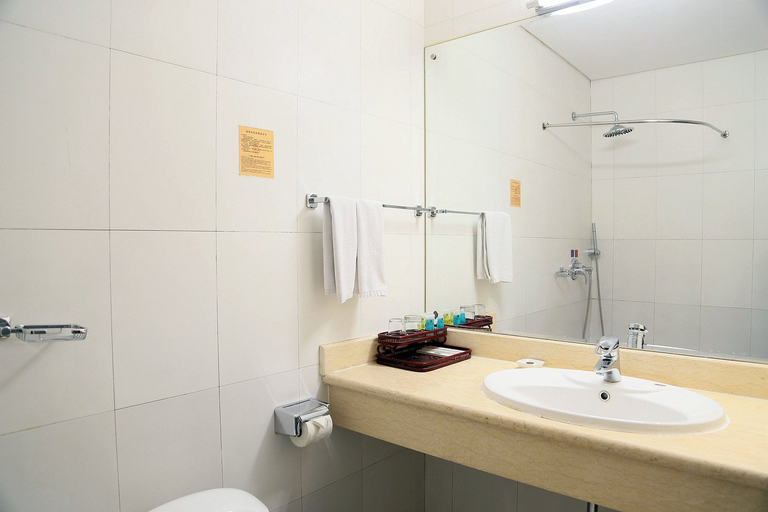 Bathroom 5, Dade Garden Hotel, Zhangjiakou