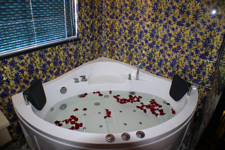 Bathroom, V Tour Hotel, Shanghai