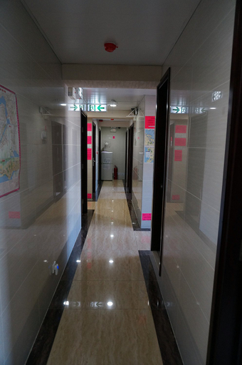 Others 4, The Golden Hotel, Kowloon