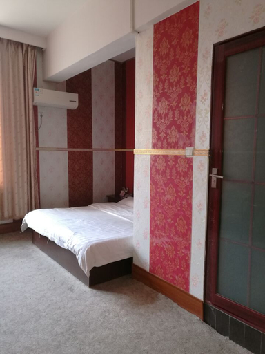 Bedroom 3, Home Inn Business Hotel (Benxi Railway Station Branch), Benxi