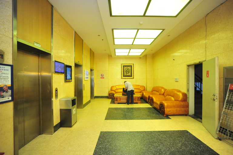 Others 3, Yuhe Hostel, Kunming