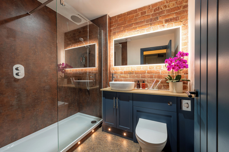 Bathroom 3, The Old Lyric Hall - A St David Aparthotel, Cumbria