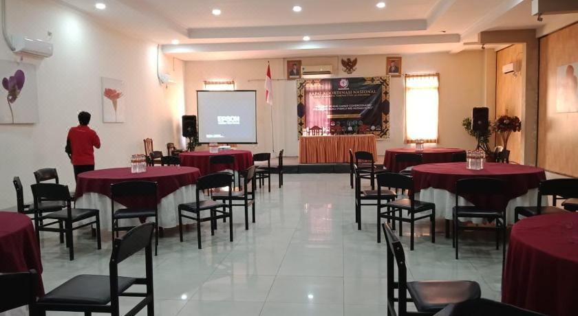 Food & Drinks 5, Votel Grand Hotel Tulungagung By Azana, Tulungagung