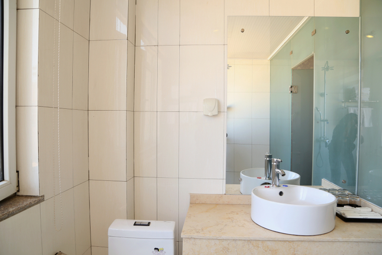 Bathroom 3, Jun Hotel Zhangjiakou Jiamei, Zhangjiakou