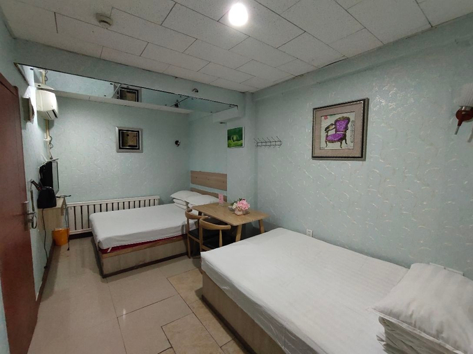 Bedroom 2, Yijia Hotel, Shenyang