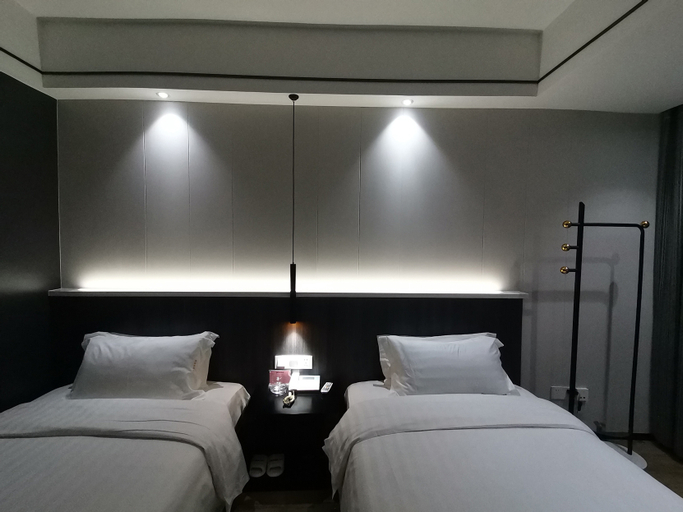 Bedroom 2, Bu Bu Gao Hotel, Yiyang
