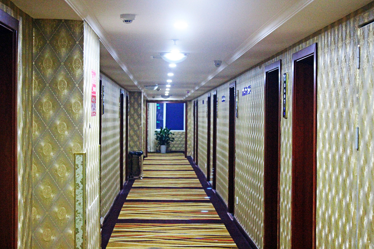 Others 5, Yi Zhan Hotel, Chongqing