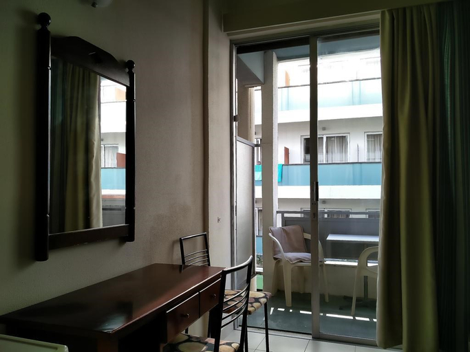 Others 5, New York Hotel, South Aegean