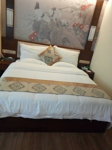 Bedroom 5, Guanhai Holiday Hotel, Shanwei