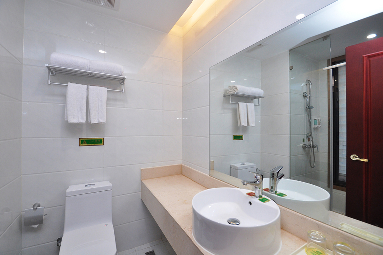Bathroom 3, Vienna Classic Hotel Ningbo Xiangshan Wanda, Ningbo