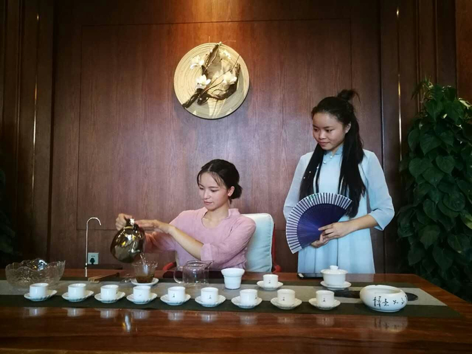 Food & Drinks 3, Ganglong Hotel, Qiannan Buyei and Miao