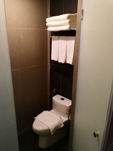 Bathroom 5, H Elite Design Hotel, Kota Bharu