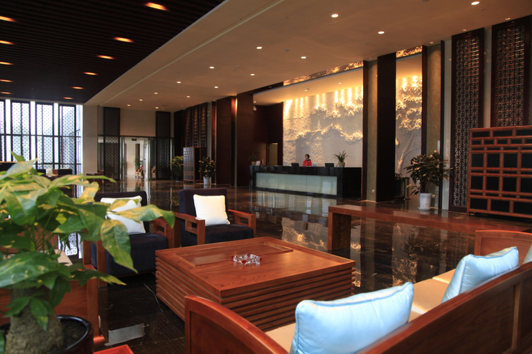 Food & Drinks, Jinfoshan Liangjiang Holiday Hotel, Chongqing