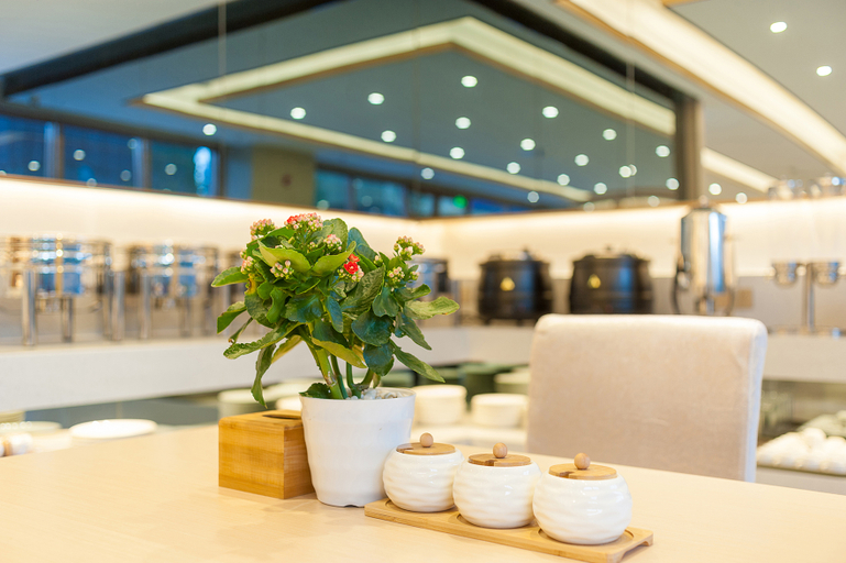 Food & Drinks 4, Lavande Hotel (Beijing Changyang Metro Station), Beijing