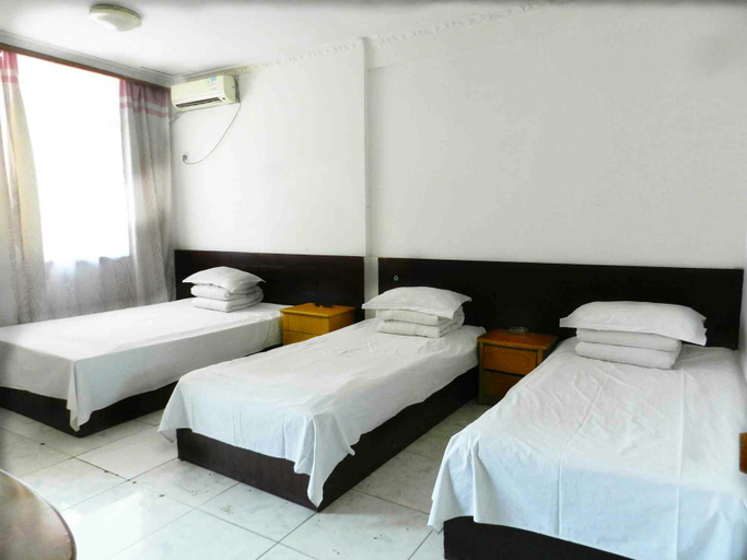 Bedroom 3, Hongqi Hotel, Jining