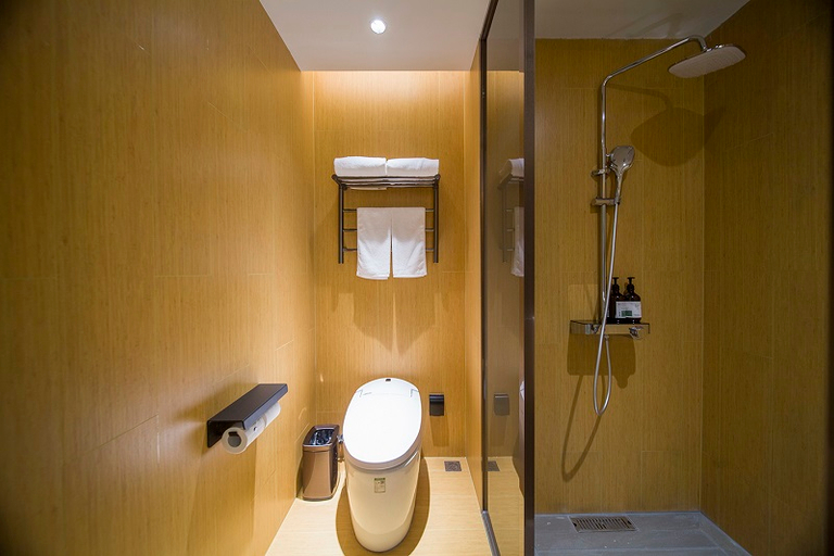 Bathroom 3, Ji Hotel Zhenjiang Zhufang Road, Zhenjiang