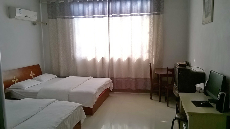 Bedroom 1, Junlin Hotel, Lanling, Linyi