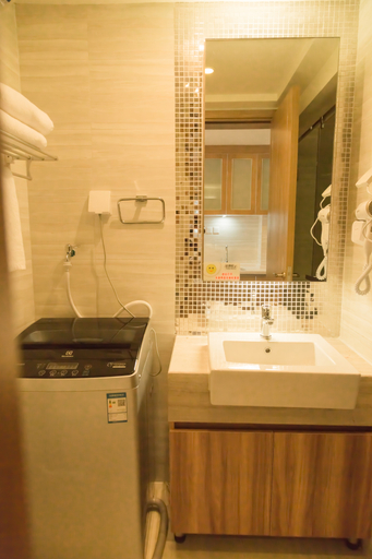 Bathroom 3, Xinyang Celebrity Art Hotel, Xinyang