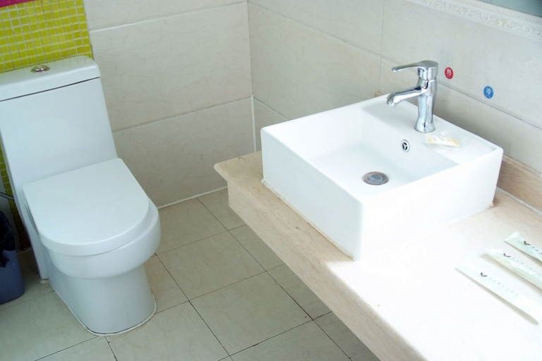Bathroom 2, 萬家チェーンホテル(滕州北辛路)(万家连锁宾馆(滕州北辛路店)), Zaozhuang