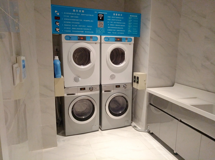 Bathroom 2, Grand Kingtown S Hotel, Chengdu