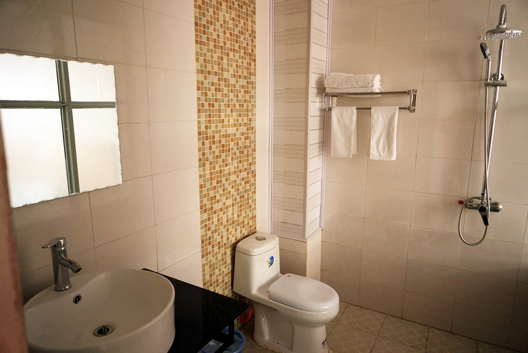 Bathroom, Lan Hai Lanhaithe Hotel, Lijiang