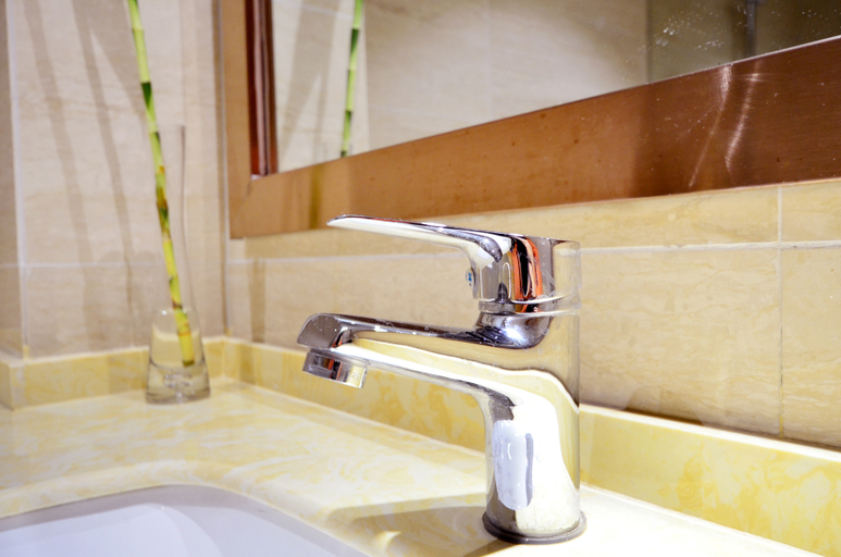 Bathroom 3, Hanting Hotel Wuhan Qingshan Honggangcheng, Wuhan