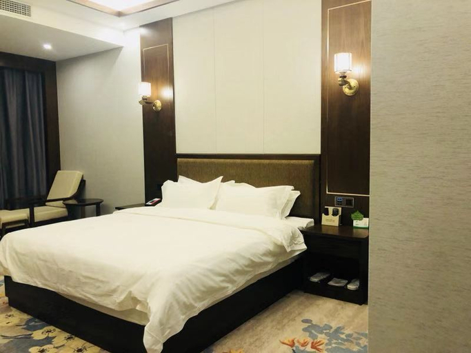 Bedroom 2, Zhongyun Hotel, Honghe Hani and Yi