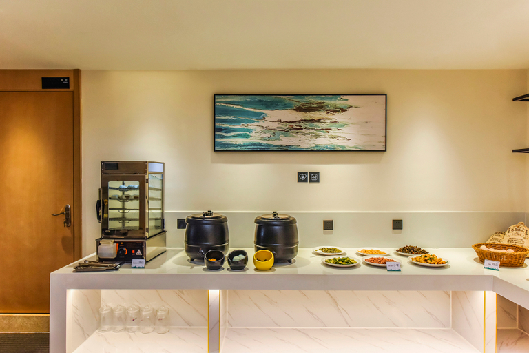 Food & Drinks 4, City Comfort Inn Zhanjiang Suixi Quanfeng Plaza, Zhanjiang