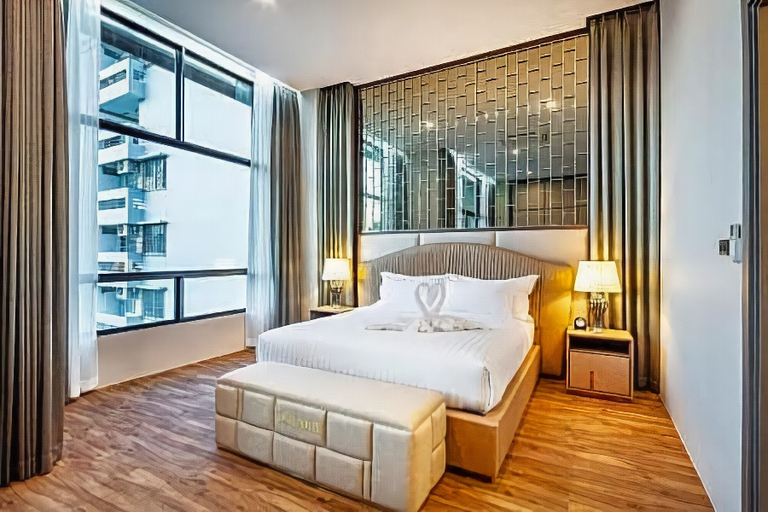 Bedroom 3, Grand Sala Thai, Wang Thonglang