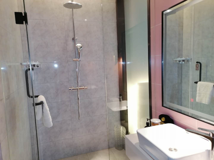 Bathroom, Baroque Hotel(Lanmei store), Kaifeng