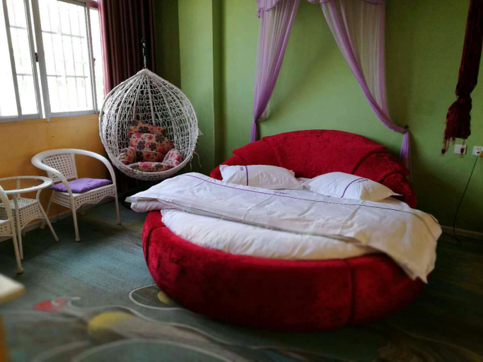 Bedroom 2, Ruida Theme Hotel, Ludian, Zhaotong