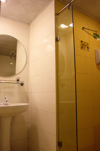 Bathroom 3, ホームイン・ネオ(), Weihai