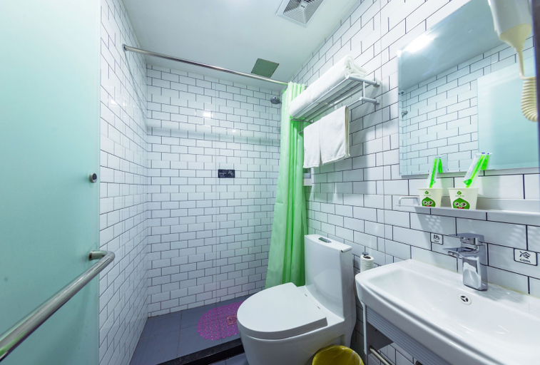 Bathroom 4, Hi Inn Beijing Daxing Biomedical Base Metro Station, Beijing
