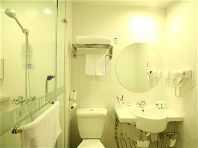 Bathroom, HanTing Hotel (Hebi East Railway Station), Hebi