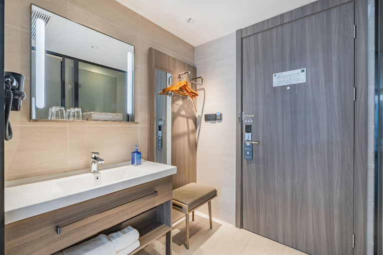 Bathroom 3, Hanting Hotel Baoding Zhuozhou Guanyun Road, Baoding