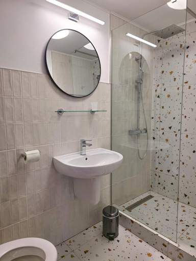Bathroom 3, Pensiunea Cristina, Zarnesti