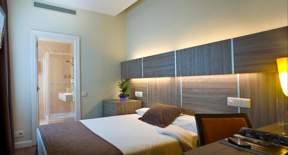 Bedroom 2, Hotel Serrano, Madrid