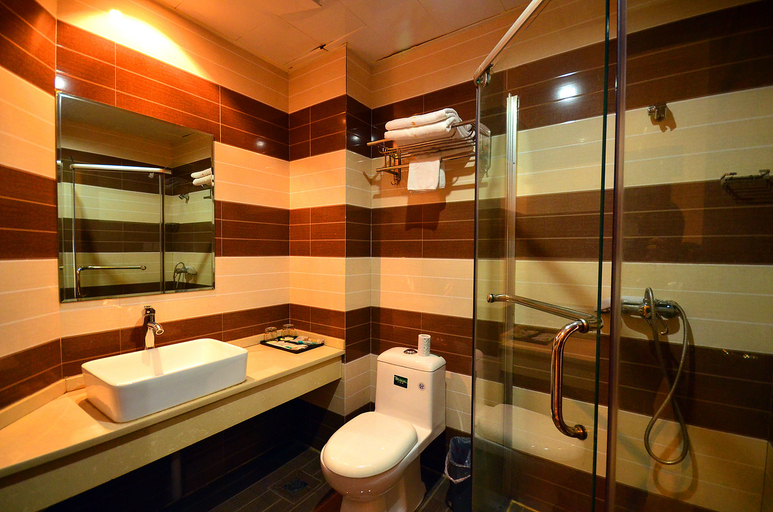 Bathroom, HaoShenHotel(WuhanBambooLeafShop), Wuhan