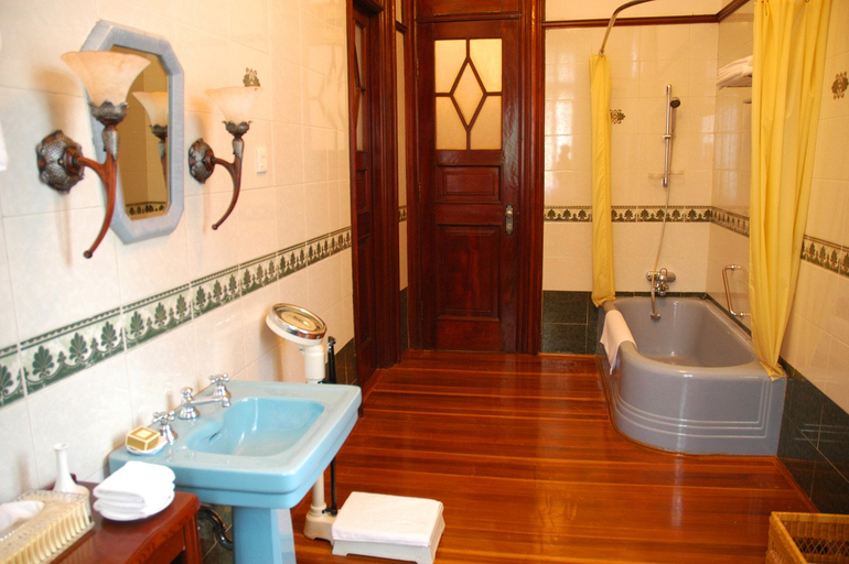 Bathroom, Zhenzhuang Guest House, Kunming
