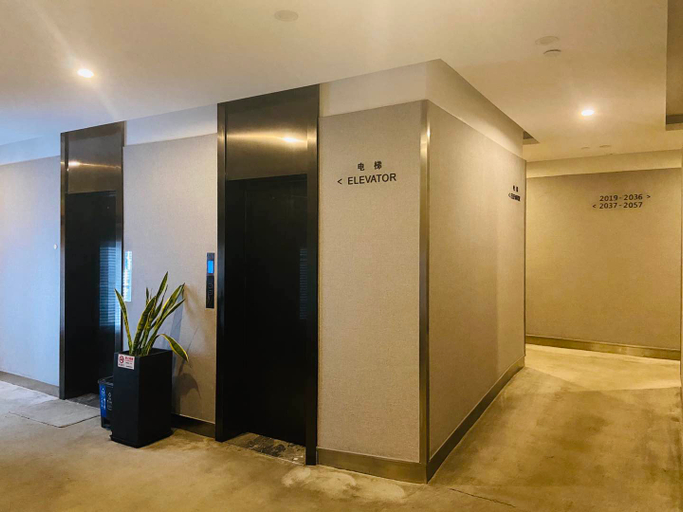 Others 4, Foster Hotel (Shanghai Baoshan Road Subway Station), Shanghai