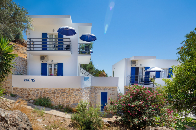 Exterior & Views 1, John Akroyiali rooms, Crete