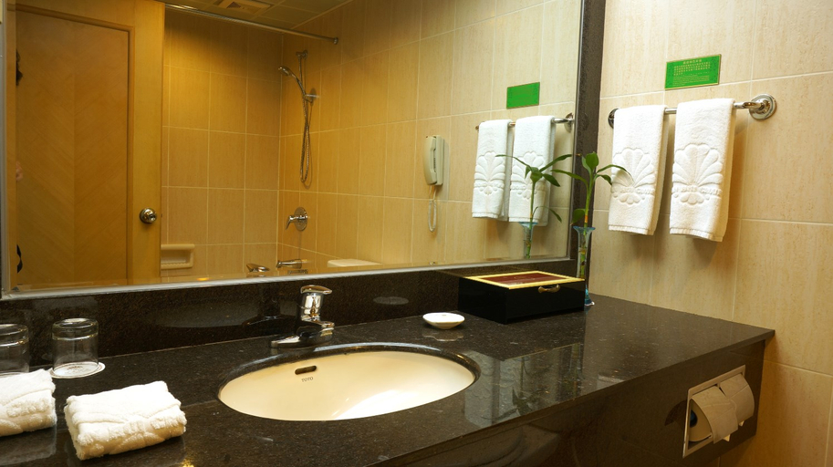 Bathroom 3, ホテル (), Dongguan