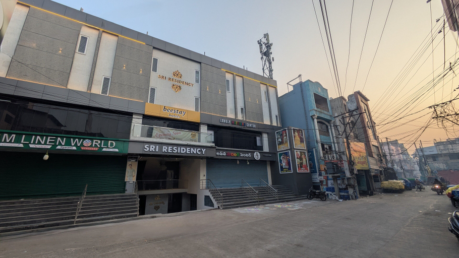 Exterior & Views 2, beestay Hotels Rajahmundry, East Godavari