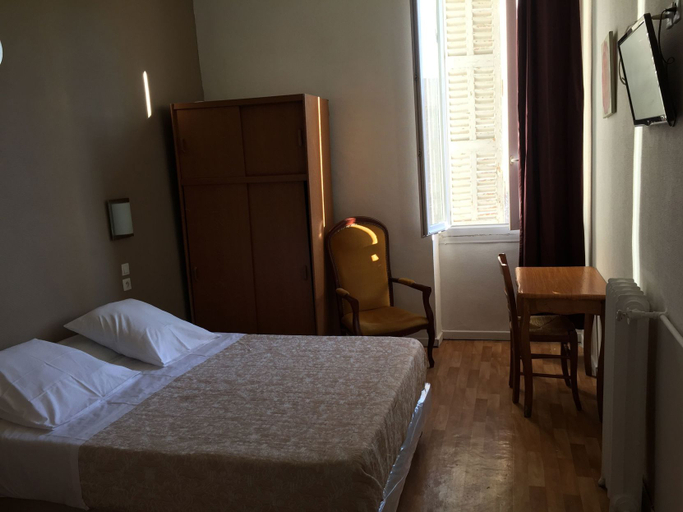 Bedroom 5, Hotel Manon, Bouches-du-Rhône